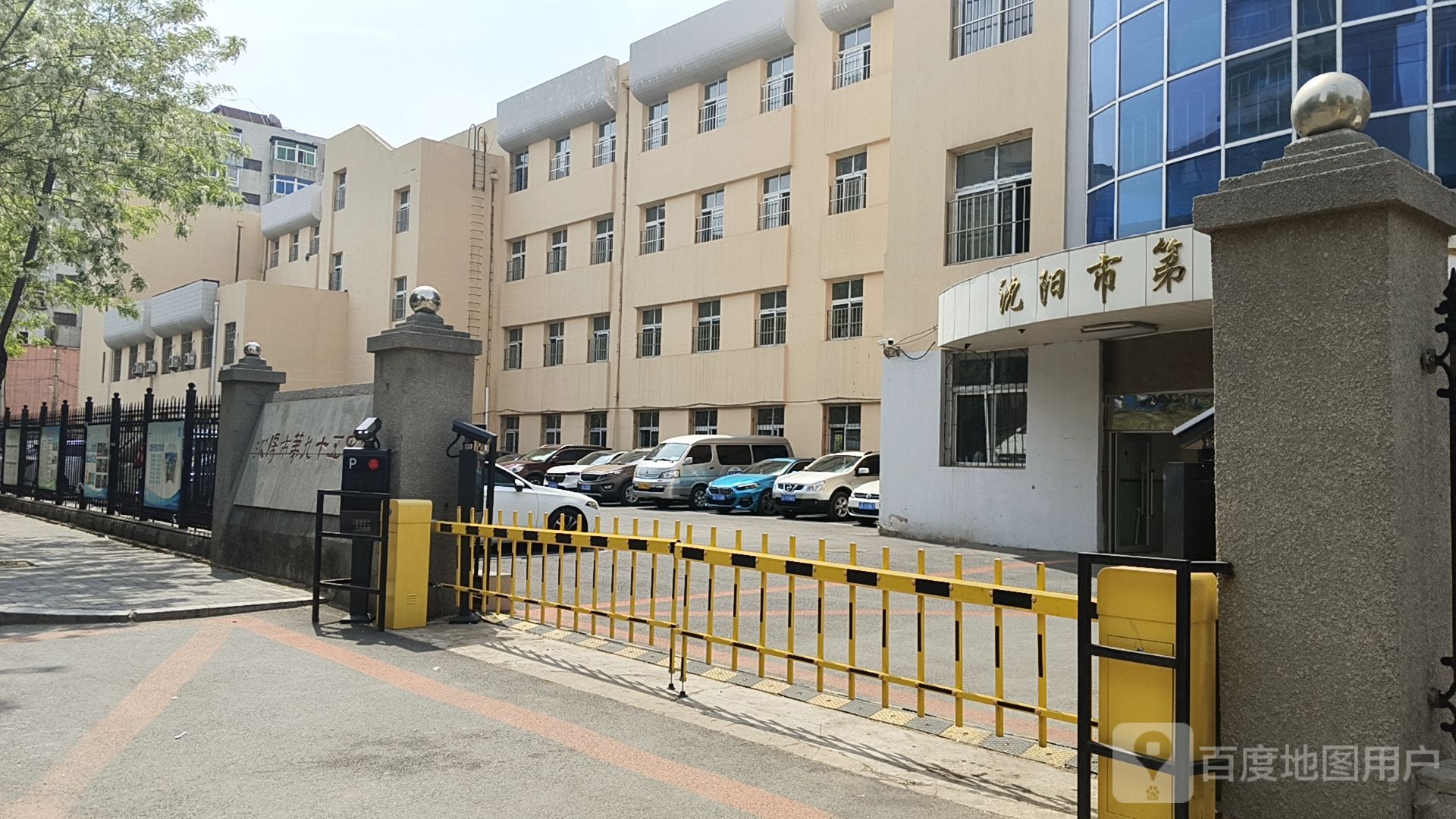 沈阳市第九十五小学-地上停车场