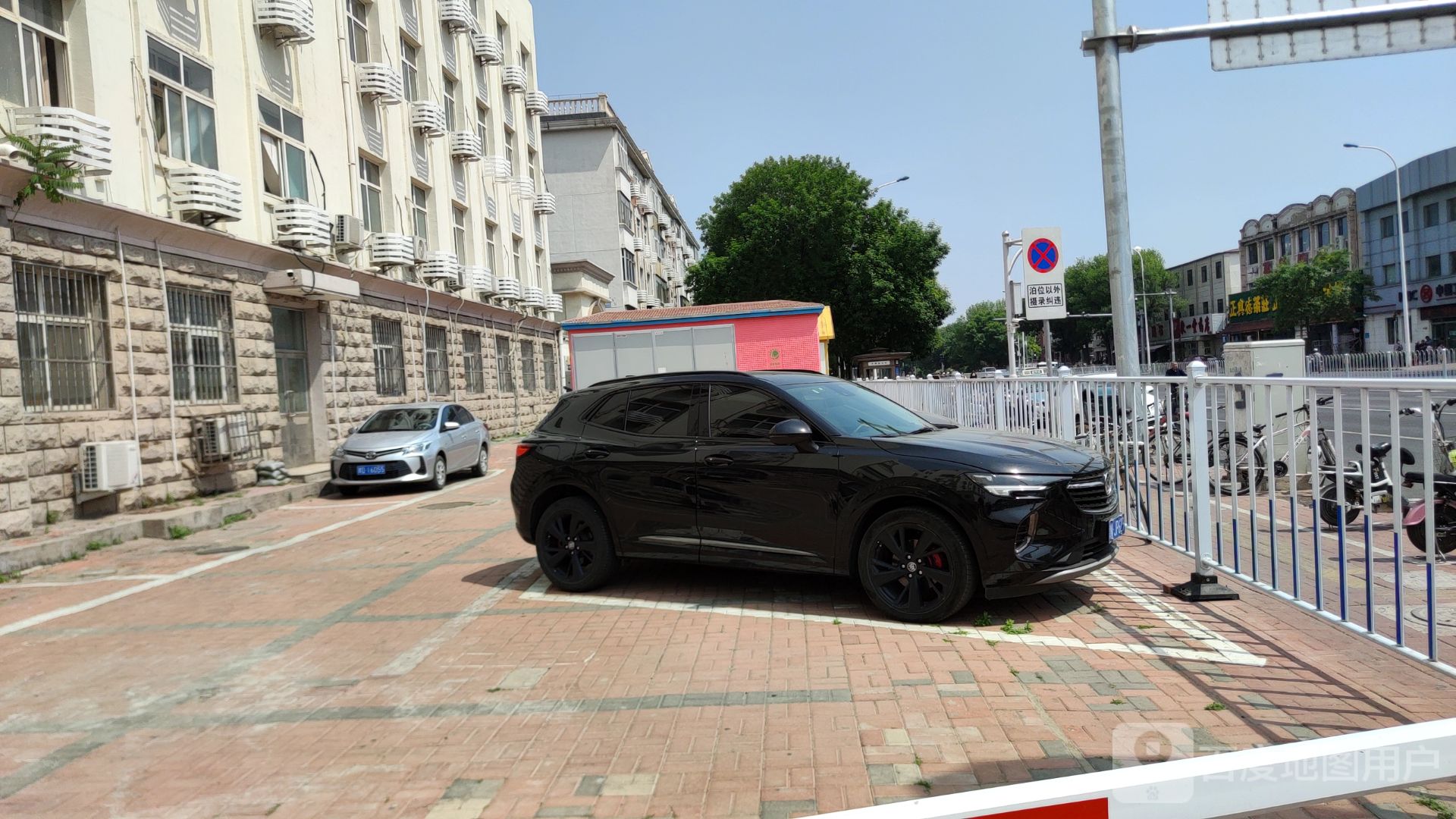 天津市红桥医院-地上停车场