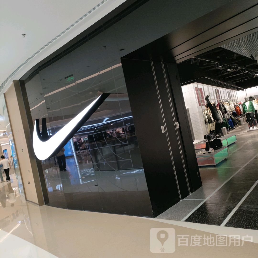 郑州高新技术产业开发区石佛镇NIKE(正弘汇店)