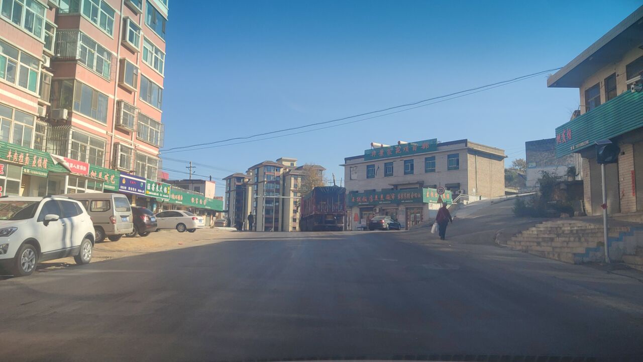 摩托车修理店