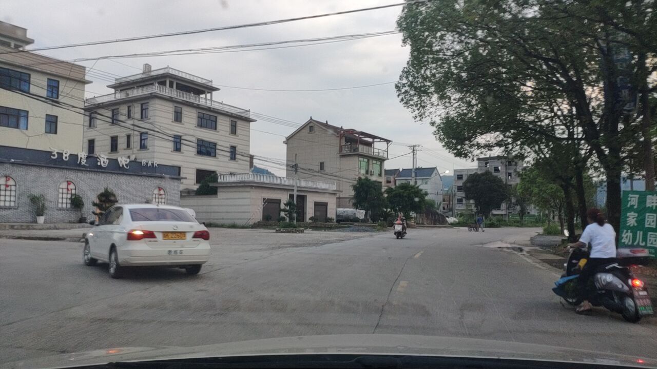 38度酒吧