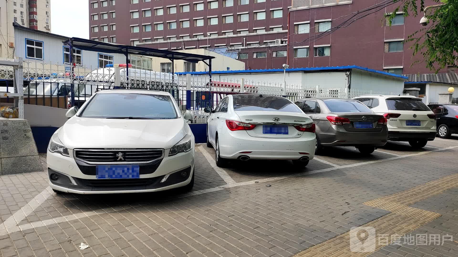 亚运村消防救援站-东侧停车场