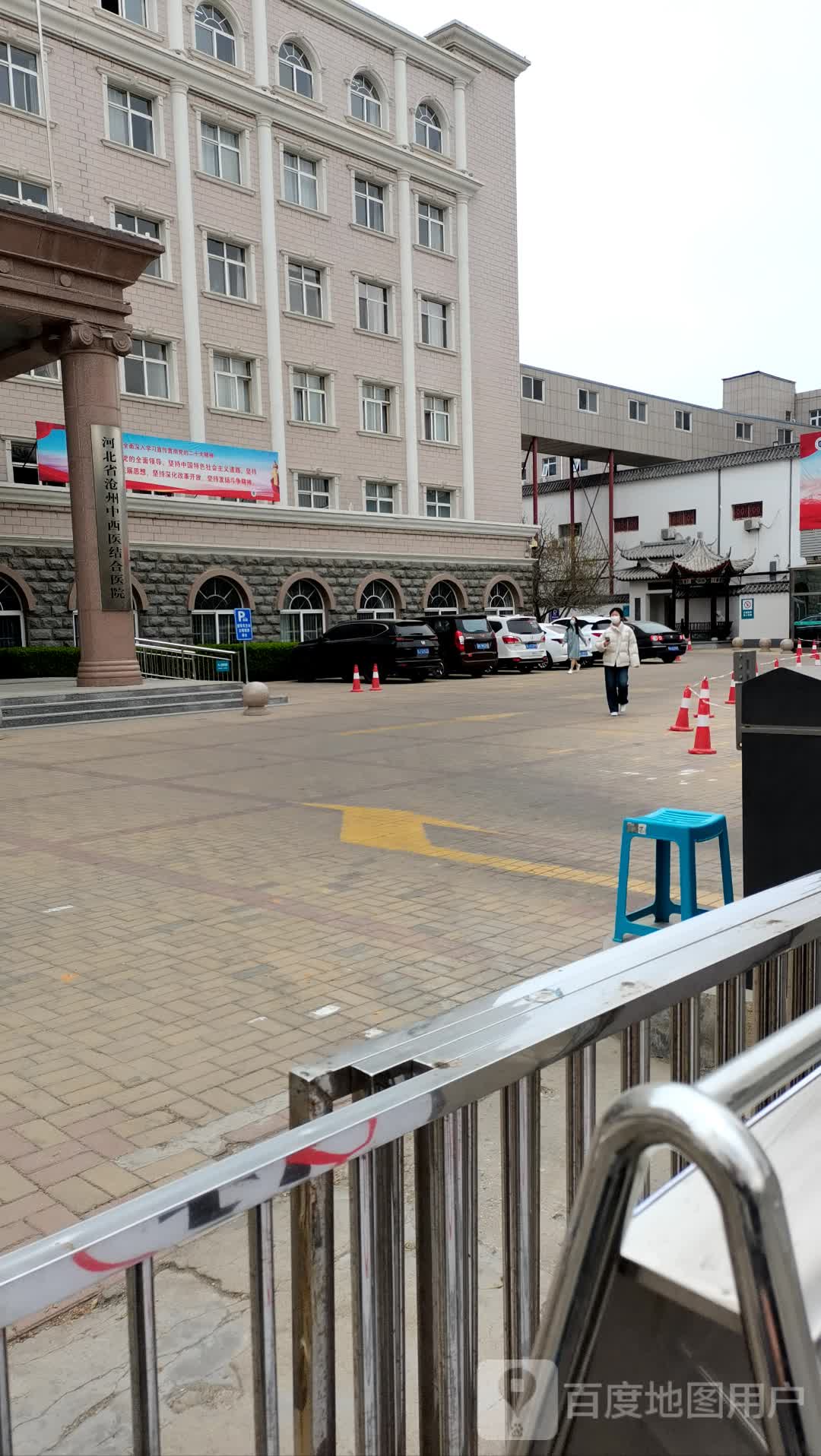 河北省沧州中西医结合医-地上停车场