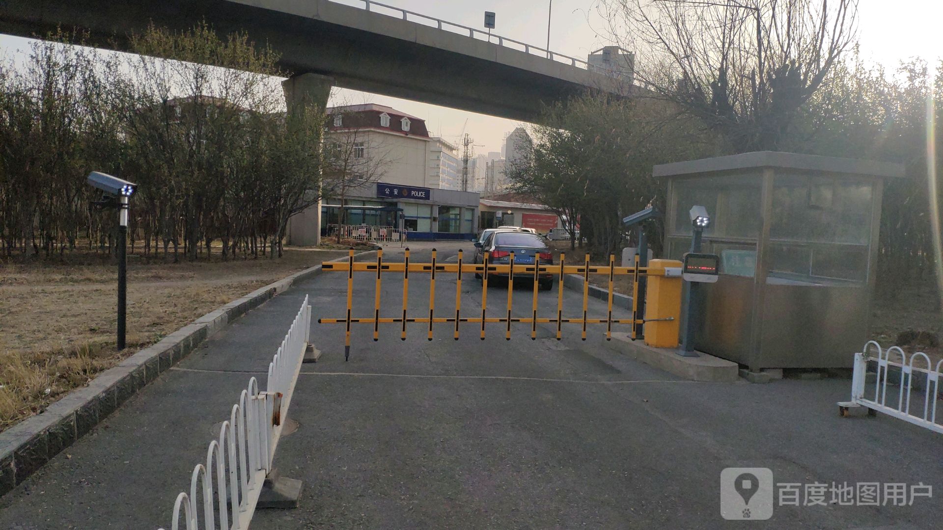 天津市公安交通管理局河东交警支队-停车场