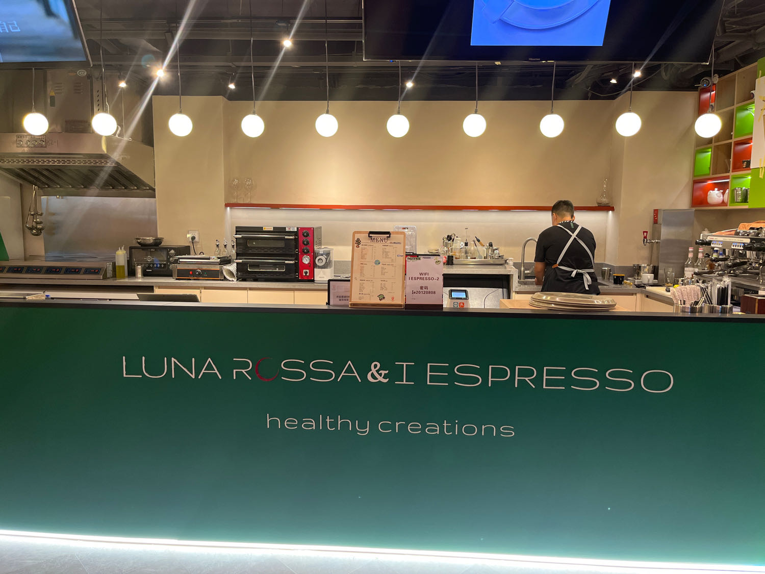 LUNA ROSSA(意式轻食&餐酒吧)