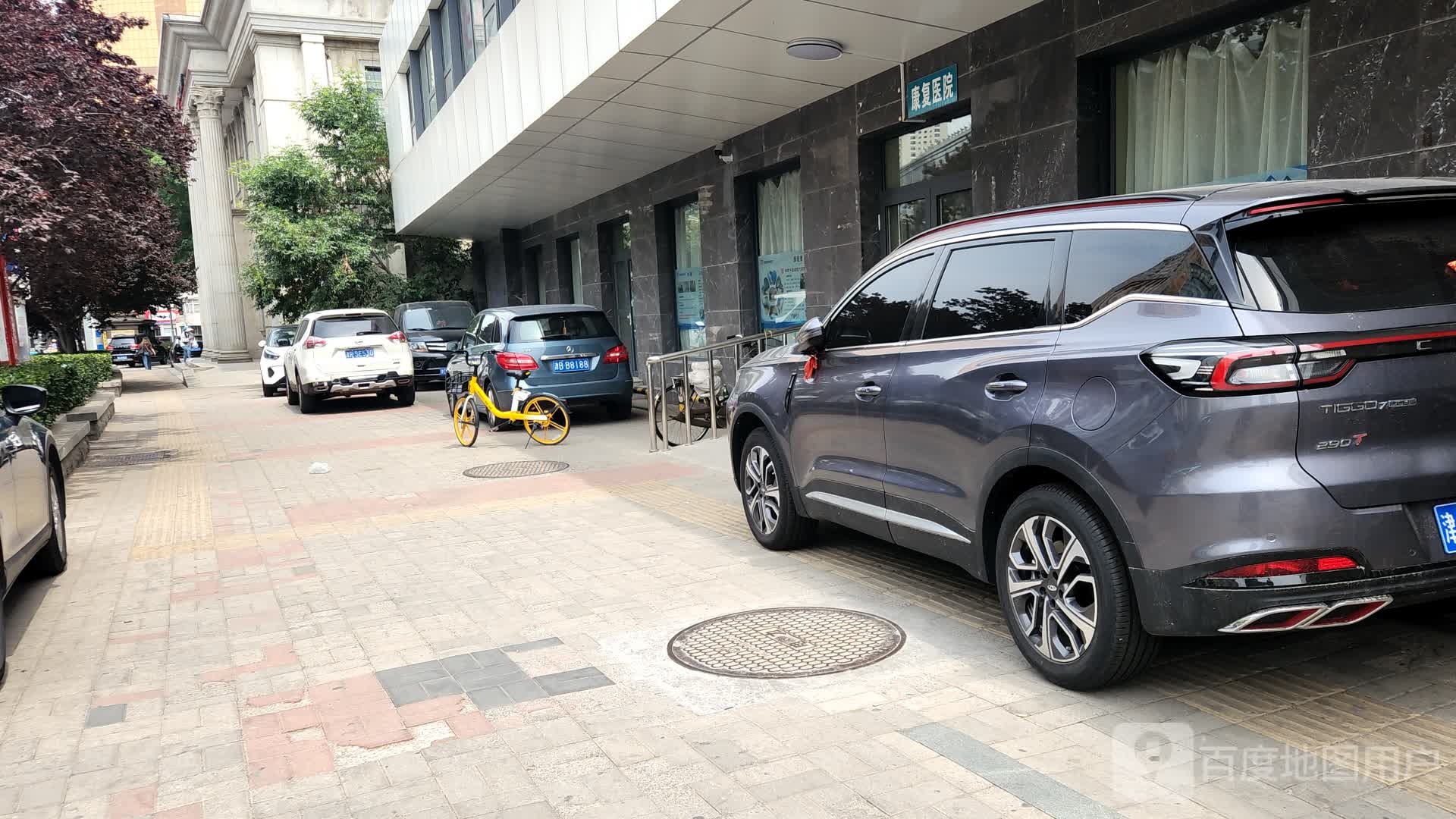 天津市河西区康复医院西侧停车场