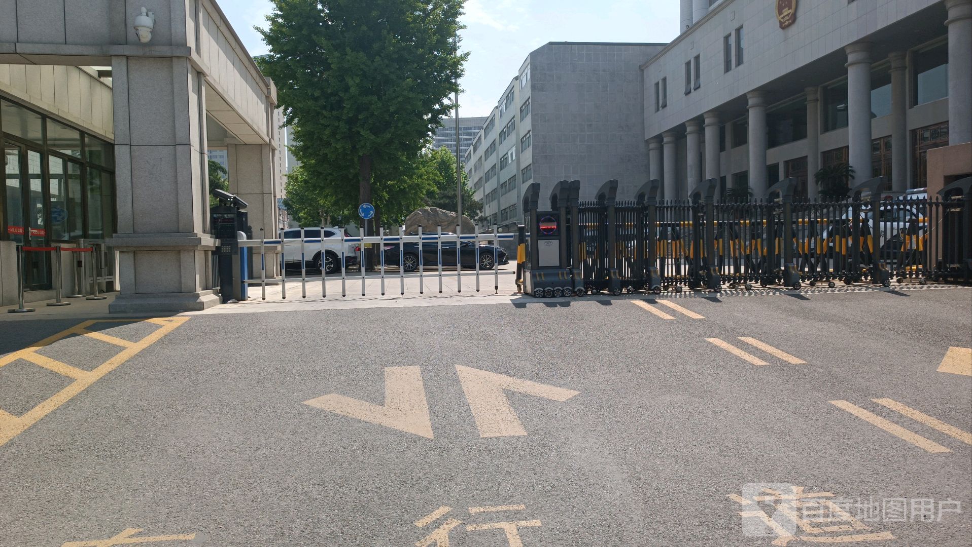 潍坊市中极人民法院-停车场