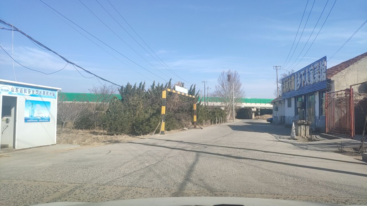 乡下人家菜馆(济泰高速店)