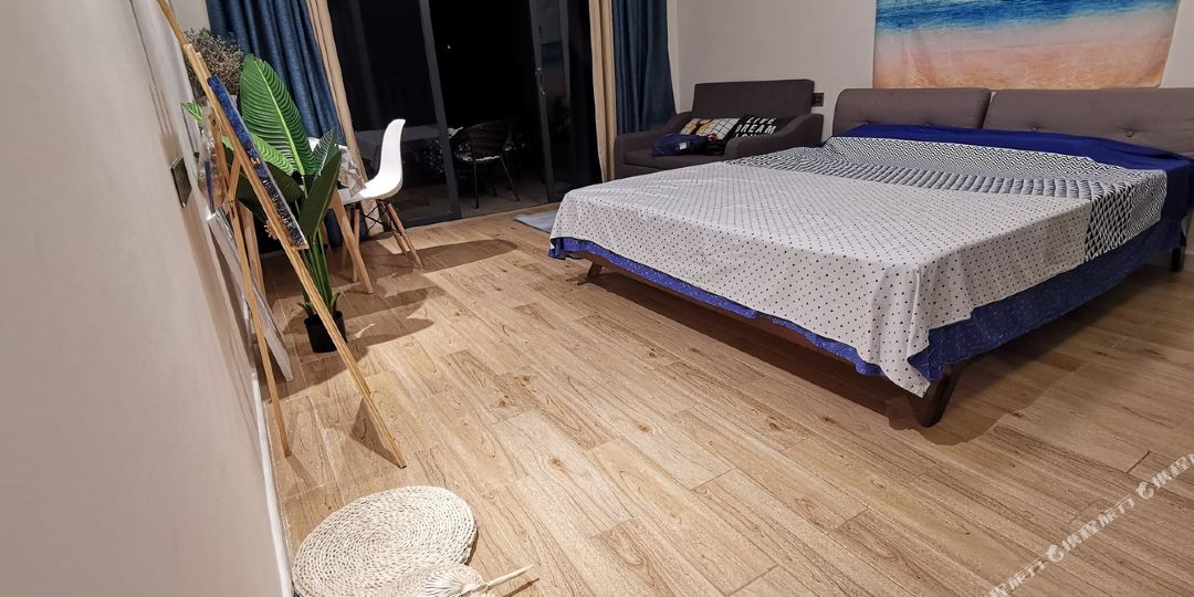 海边投影小筑(天海街1号分店)