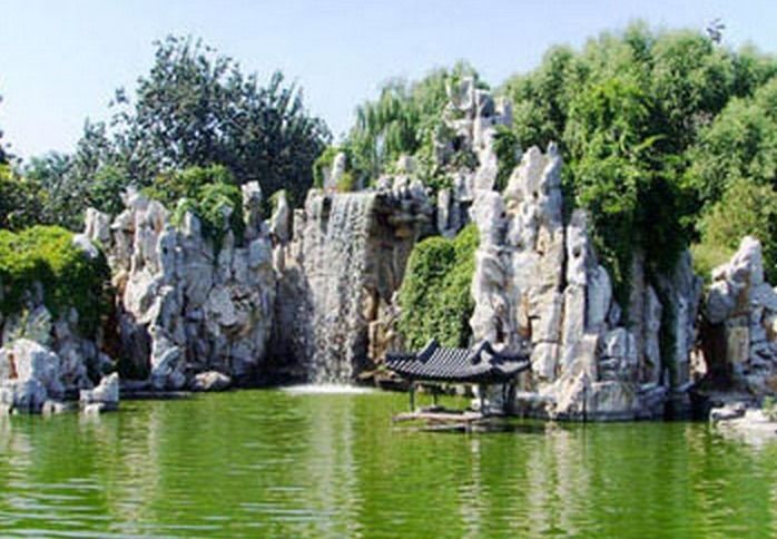 龙潭湖风景区