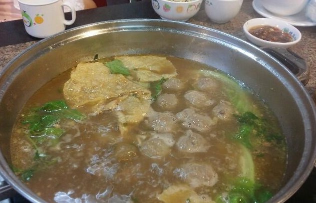 姚记正宗潮汕牛肉丸火锅(南繁植检综合大楼店)