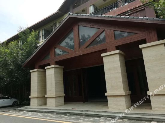 须渡品牌民宿(吉阳大道分店)