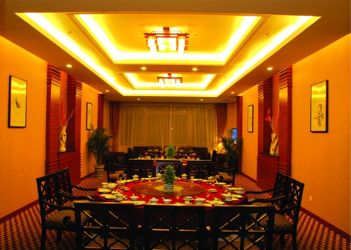 海得润滋酒店