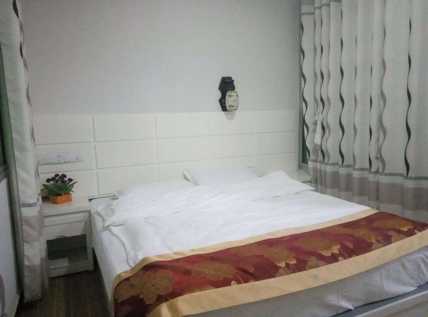 宝足饭店