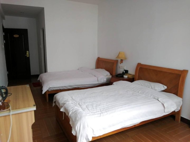 江门A兰子(幸福民宿)(凌云古塔分店)