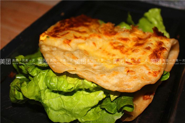 鸡蛋灌饼脆皮鸡米饭