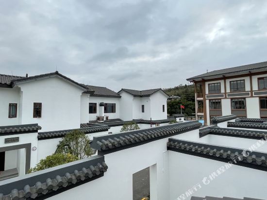 阳天民宿酒店