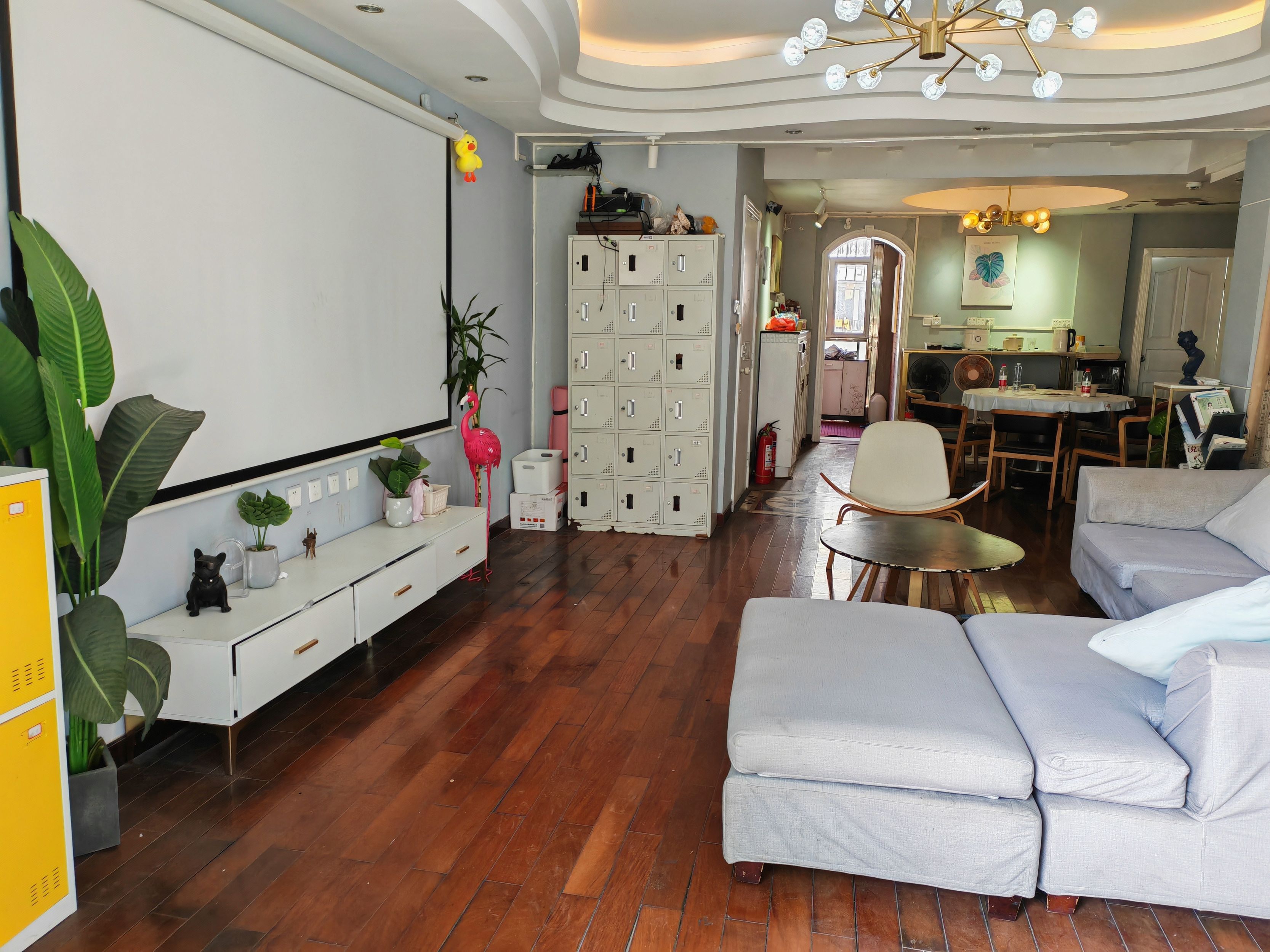 网球姑娘国际青年旅舍(福田口岸店)