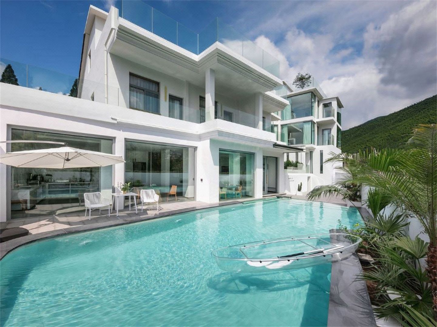 恩平山畔溪边温泉度假别墅(恒大泉都店)