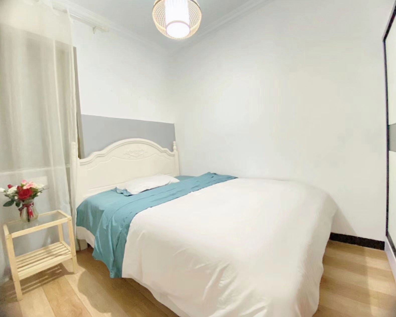 粉红的豹青年旅社