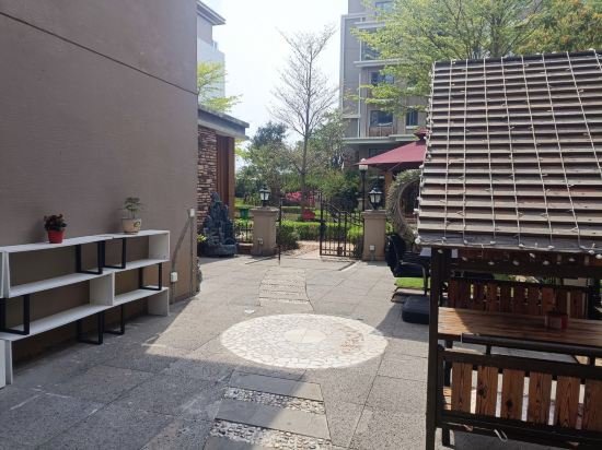 鑫淼庭院民宿(环岛三西路分店)