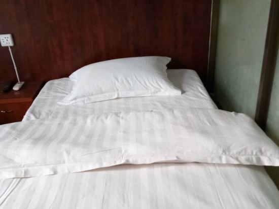 新区旅馆(映湖路店)