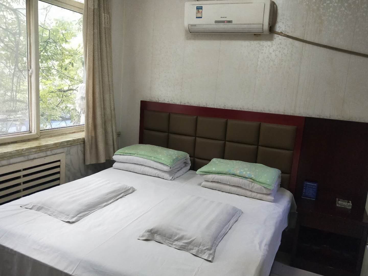 小河农家