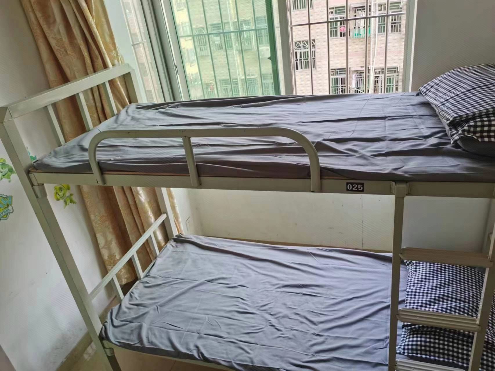 龙华汽车站青年旅舍