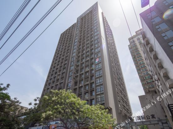 西岛设计师民宿(体育馆南路分店)